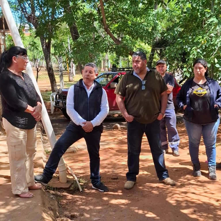 El nuevo director general del Área Social, Andrés Alvarenga, recorrió los Centros Municipales junto al director de Promoción de la Participación Ciudadana, Oscar Benítez
