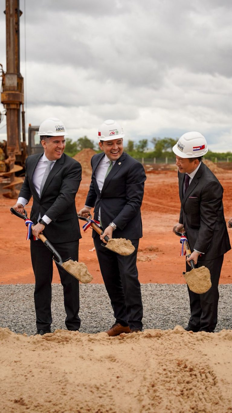 Palada inicial para la construcción del campus definitivo de la Universidad Politécnica Taiwán – Paraguay (UPTP) contó con la participación del intendente de Asunción Luis Bello