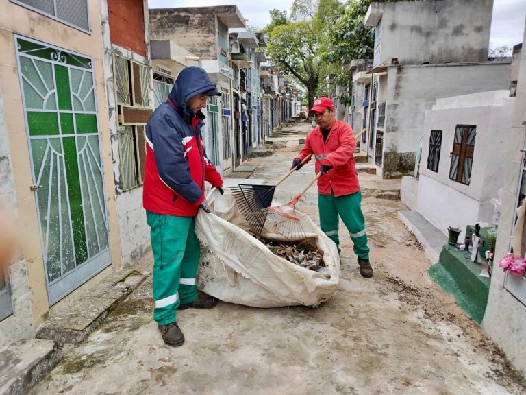 Brigadas de mingas ambientales realizaron limpieza integral en el Cementerio del Sur