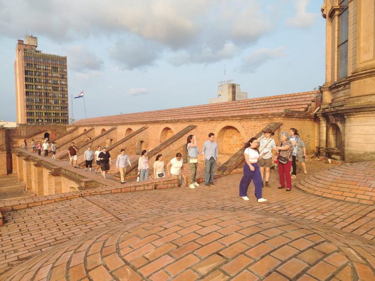 Recorridos turísticos para redescubrir el alma de Asunción se realizarán este domingo 2 de noviembre