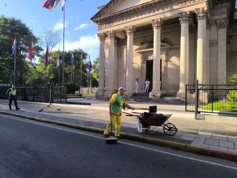 Asunción amaneció limpia tras la Final de la CONMEBOL Sudamericana gracias al gran despliegue operativo municipal