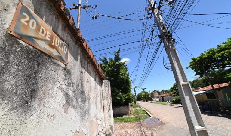 La calle 20 de Julio recuerda la fecha de 1811 en la que el Paraguay comunicó a Buenos Aires la decisión indeclinable de mantener su independencia