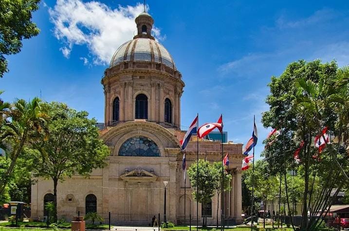 Asunción revaloriza su memoria histórica con un amplio programa de circuitos turísticos para el año 2026