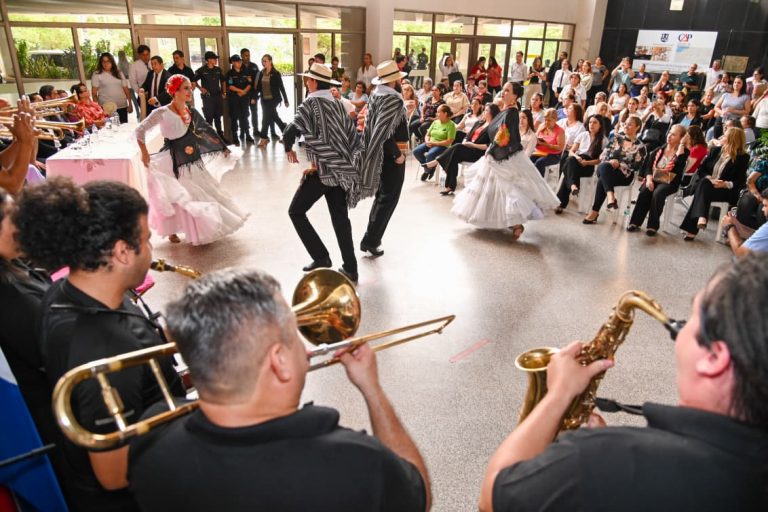 La Municipalidad de Asunción conmemoró el “Día de la Mujer Paraguaya” con un emotivo acto