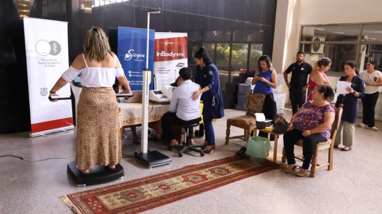 Superintendencia de Salud de la Comuna brinda atención gratuita a miles de ciudadanos y retoma mediciones corporales “In Body” todos los miércoles