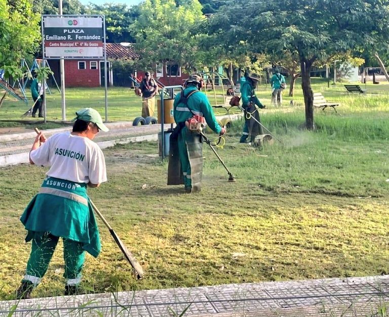 Intensa jornada de intervención integral se realizó en el barrio Mbocayaty
