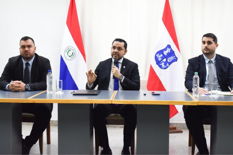 Acuerdo de pago de deudas por bono del año 2025 y reordenamiento financiero son grandes logros de la administración del intendente Luis Bello