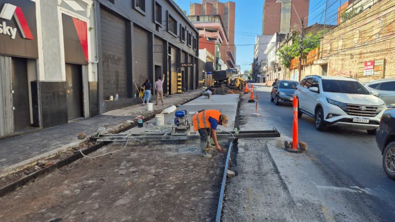 Varias arterias capitalinas son reparadas en el marco del Plan Vial Asu 400 cuadras