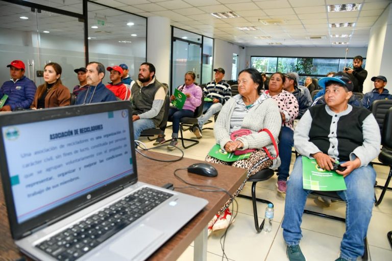 Impulsan proceso de cooperativización de gancheros de Cateura con miras a mejorar ingresos y condiciones sociales