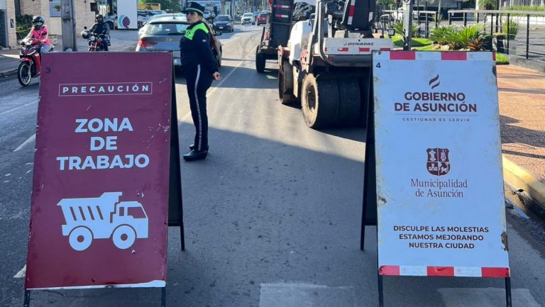 Reparaciones viales continúan sin pausa en diferentes puntos de la ciudad capital