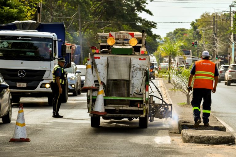 Se inicia la segunda etapa de señalización horizontal en importantes avenidas de la capital para fortalecer la seguridad vial