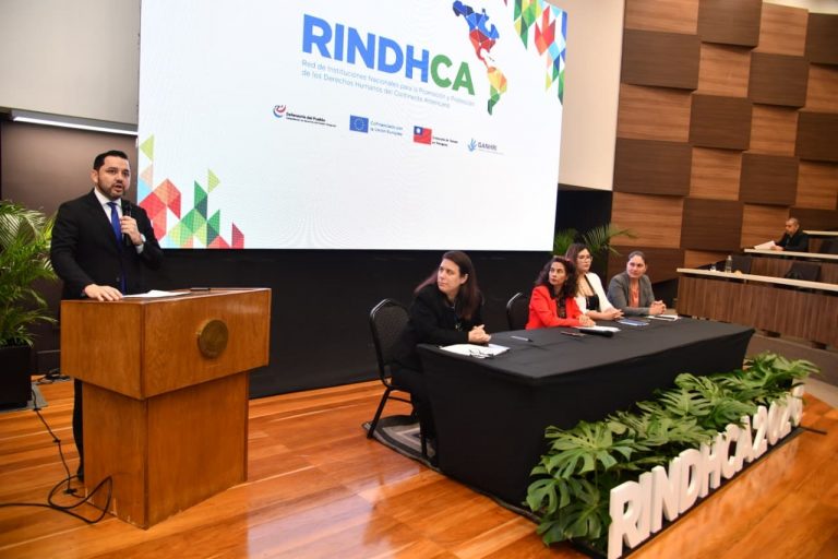 Luis Bello: ordenar la casa y priorizar urgencias sociales