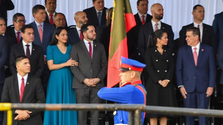 Intendente Luis Bello encabeza la presencia municipal en los actos por los 489 años de Asunción