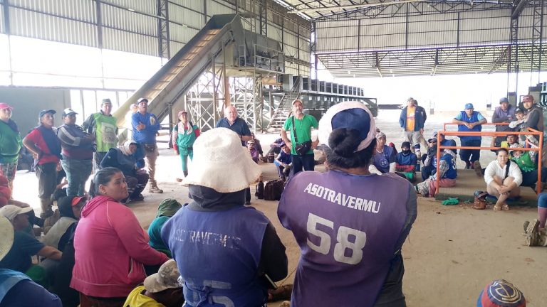 El centro de transferencia de Cateura avanza hacia la primera cooperativa de recicladores del Paraguay
