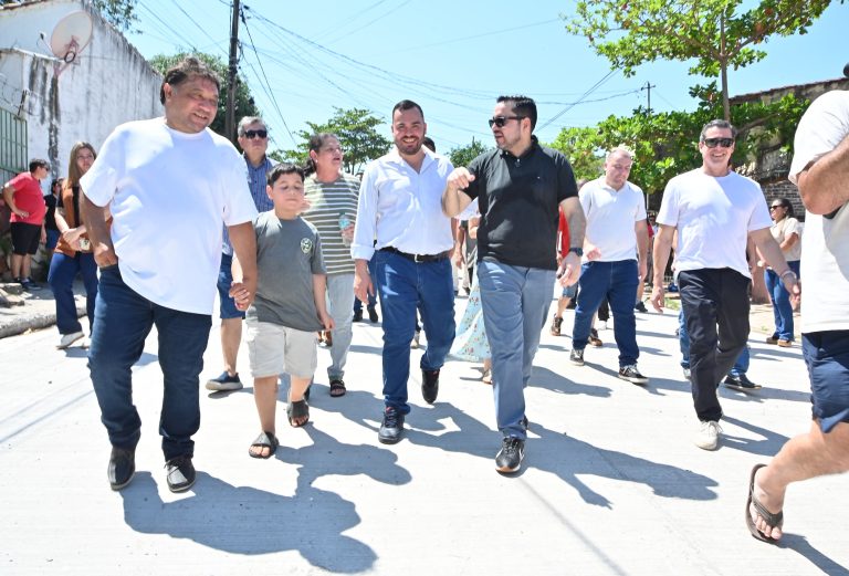 Municipalidad de Asunción renueva 7.000 m² de calles en Ita Pytã Punta