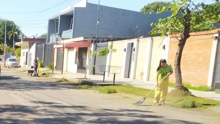 La Dirección de Servicios Urbanos retiró más de 10 toneladas de residuos del barrio Santa María