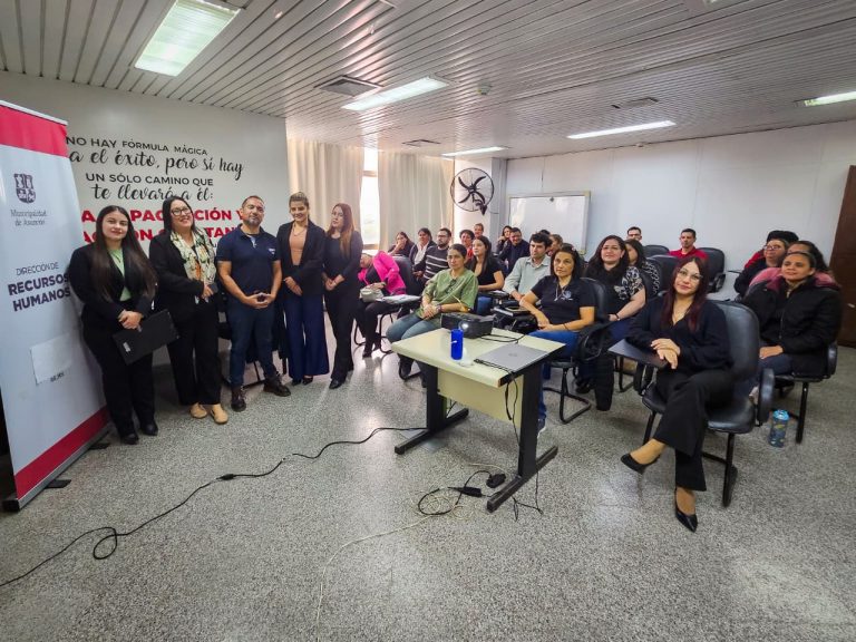 Funcionarios municipales son capacitados a través de un curso certificado por el SNPP