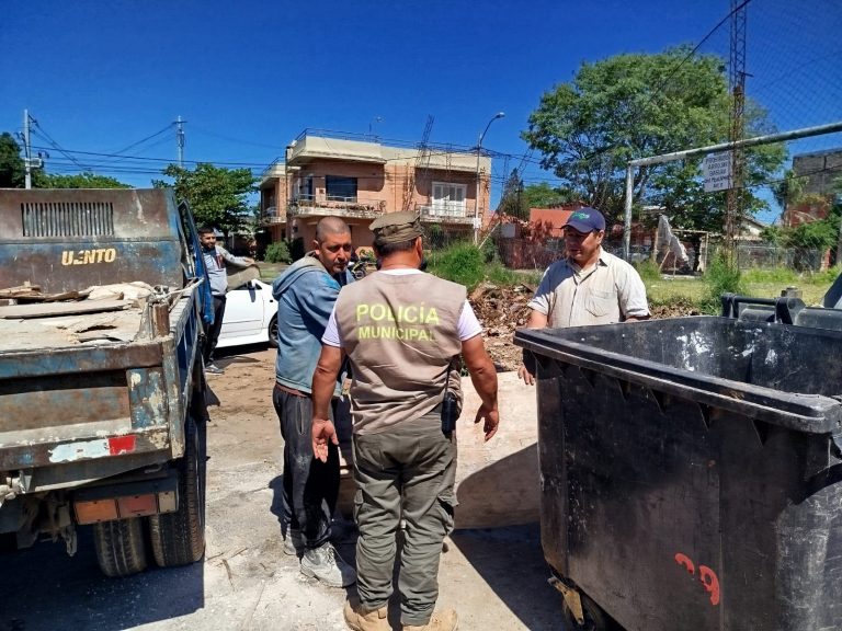 Operativo Vertederos Cero impidió el vertido irregular de residuos en el barrio Roberto L. Petit