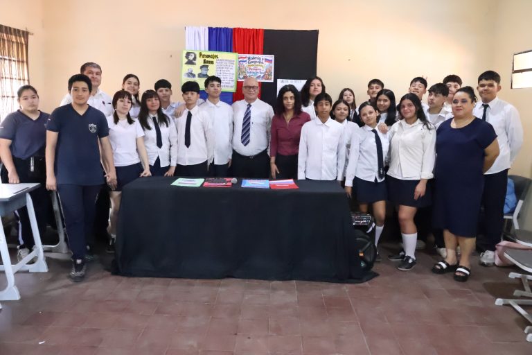 Estudiantes de la Escuela Municipal Marangatu Rape investigaron sobre el intercambio cultural entre Paraguay y Rusia
