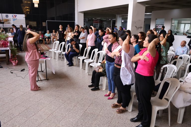 Superintendencia de Salud promueve la prevención del cáncer de mama con una charla de concienciación