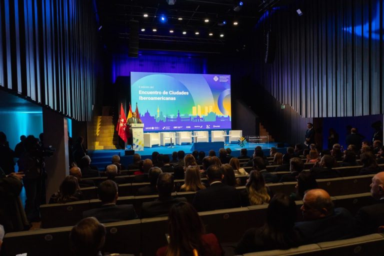 Inteligencia artificial ayudó a la Municipalidad a recuperar autonomía tecnológica sobre sistemas informáticos